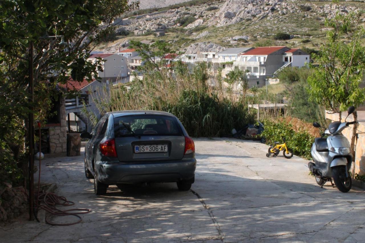 Apartments And Rooms With Parking Space Metajna, Pag - 4120 Dış mekan fotoğraf