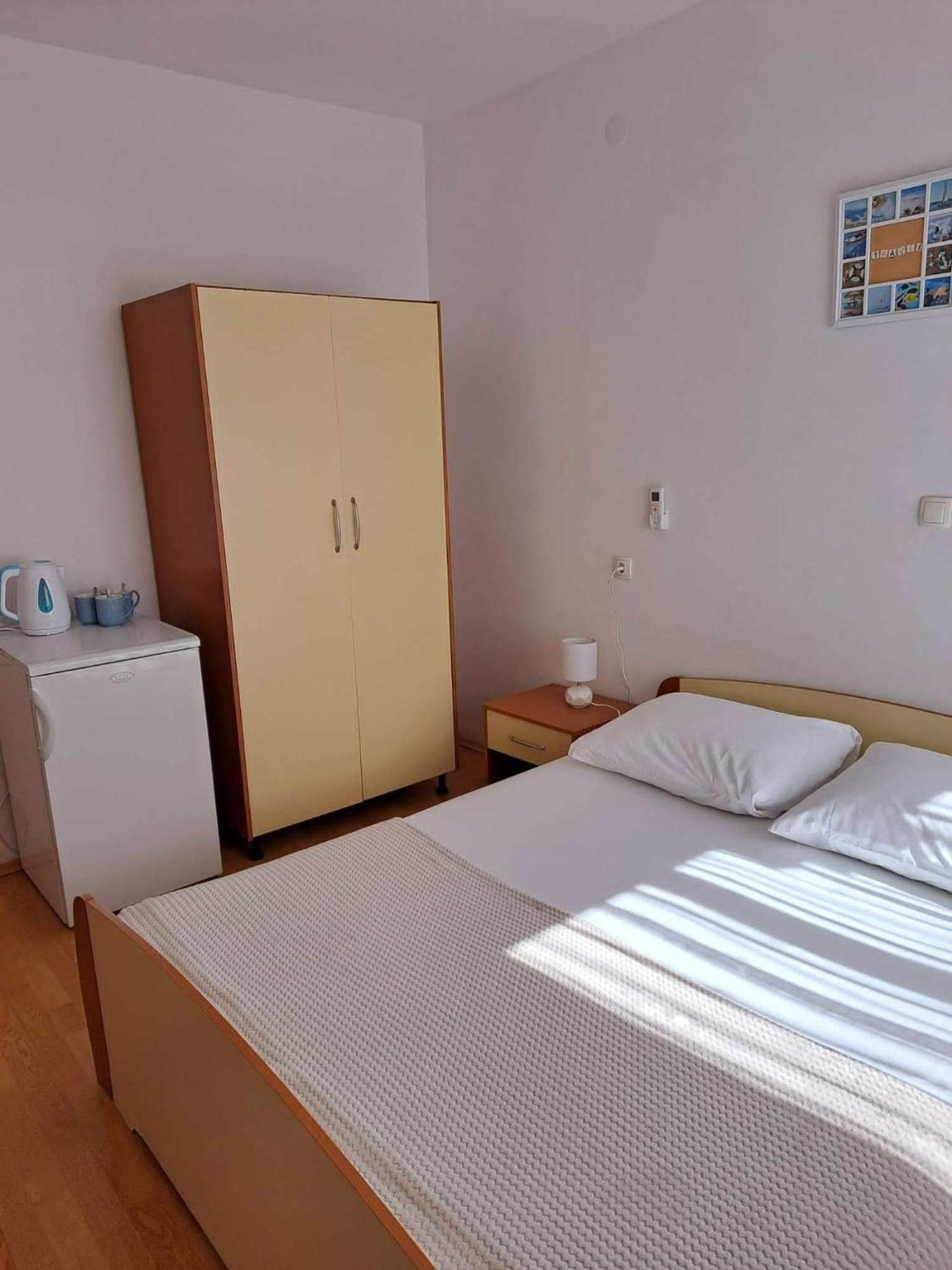 Apartments And Rooms With Parking Space Metajna, Pag - 4120 Oda fotoğraf